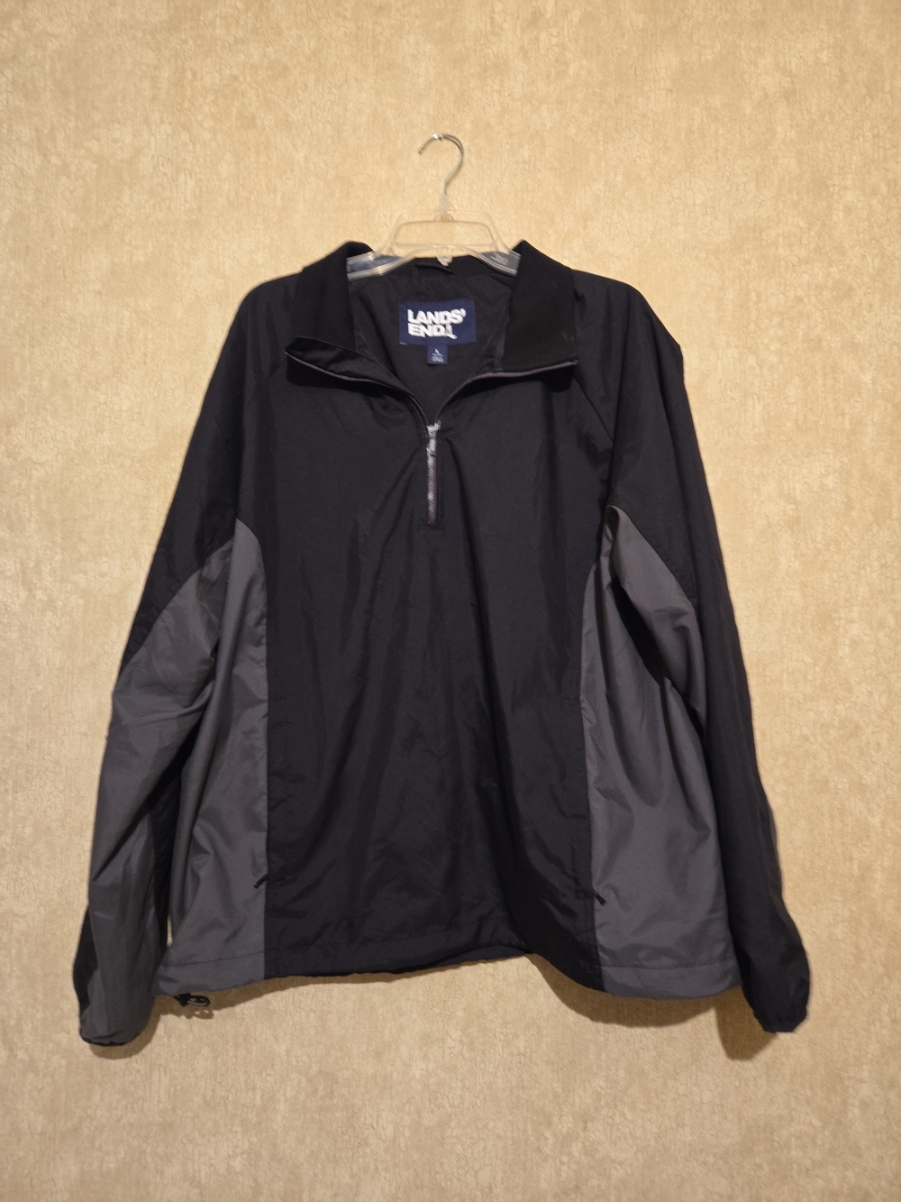 Lands' End Men's Black and Gray Quarter-Zip Windbreaker